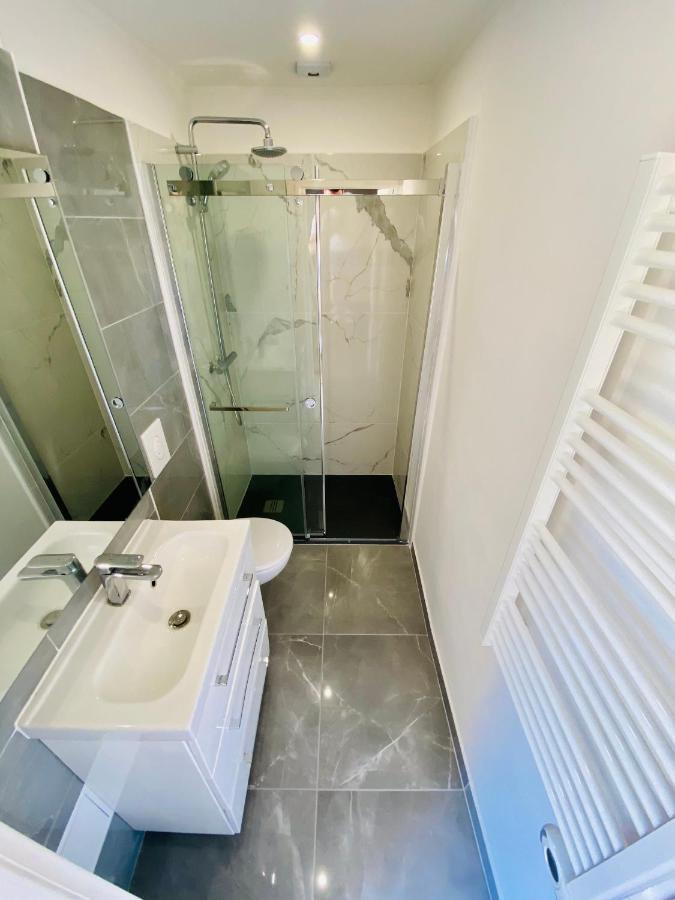 Lovely Renovated Studio Golden Square Pedestrian Nice Exterior photo